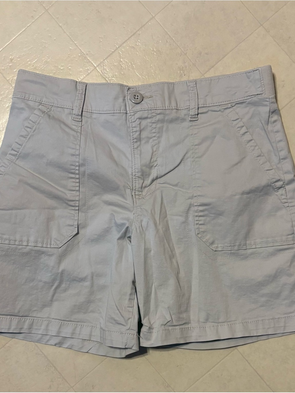 Lee Women’s Off White Pockets in Front&Back Size 8 Medium